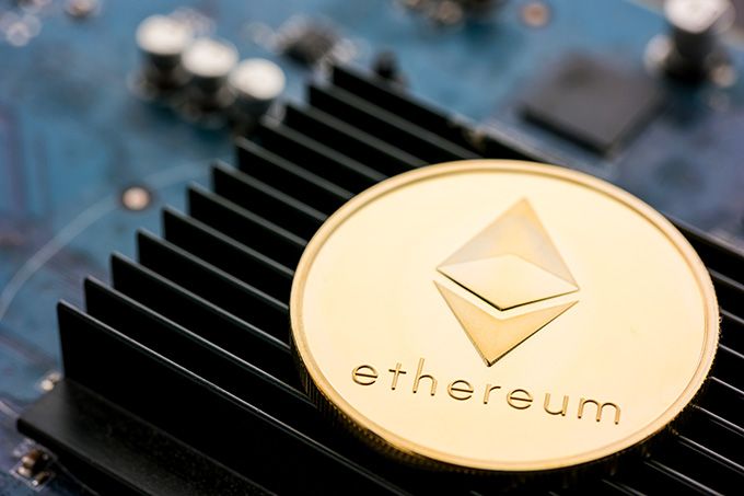 Como comprar Ethereum: uma moeda ETH em uma plataforma de mineração.
